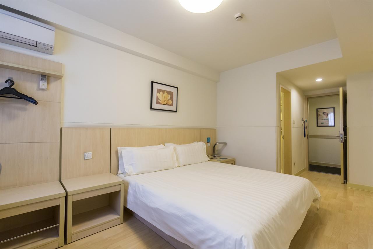 Jinjiang Inn Xianning Yinquan Avenue Hot Spring Hotel Exteriör bild